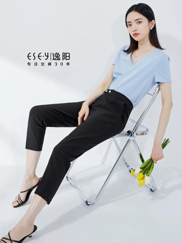 逸阳女装2021最新蓝色系产品推荐