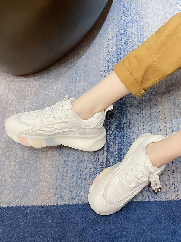 依思Q